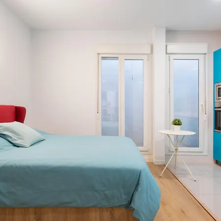 Maria Tubau Apartment