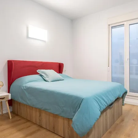 Maria Tubau Apartment *